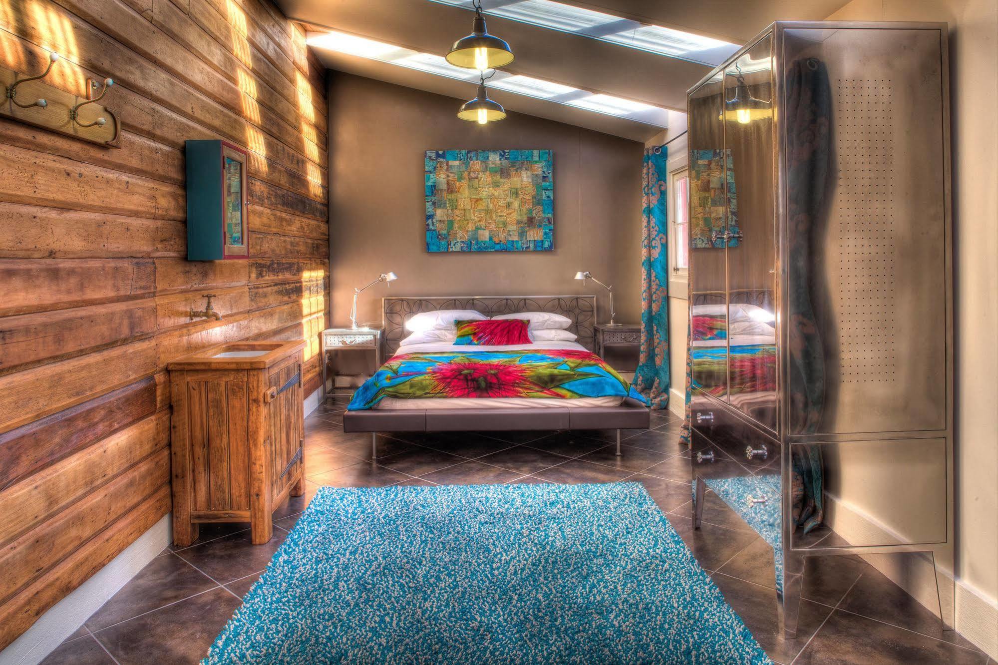 קאיקורה The Factory Luxury Accomodation מראה חיצוני תמונה